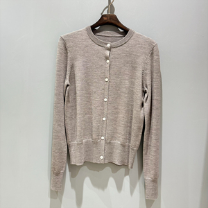 Conception personnalisée OEM pour femmes à la mode coupe régulière manches longues col rond Cardigan mince confortable décontracté bureau pull en tricot - Product Image 3