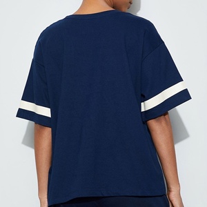 T-shirt en coton et élasthanne pour femme, 180 GSM, motif graphique athlétique, épaules tombantes, bleu marine, fabricant de vêtements - Product Image 3