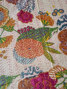 Cubrecama Floral con Estampado de Pájaros, Estilo Bohemio, Moderno, para Todas las Estaciones, de Mezclilla Estampada, con Relleno de Algodón Hecho a Mano, para Uso Doméstico - Product Image 4