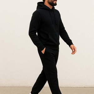 Conjunto Deportivo Moderno para Hombre en Color Negro, Material Transpirable, Elegante, de Dos Piezas, Oferta al por Mayor - Product Image 2