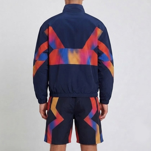 Ensemble coupe-vent décontracté deux pièces pour homme avec logo personnalisé, style tendance, survêtement coupe-vent et short - Product Image 2