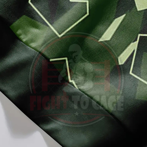 เสื้อฮู้ดพิมพ์ลายป่าฤดูใบไม้ร่วงสีเขียวคุณภาพพรีเมียม พร้อมโลโก้แบบกำหนดเอง ลายเรขาคณิต ทนทาน เหมาะสำหรับกิจกรรมกลางแจ้ง สไตล์ลำลองสำหรับผู้ชาย พร้อมกระเป๋า - Product Image 3