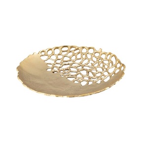 Bandeja de Servir Decorativa de Aluminio con Asas de Madera, Borde Floral, Rectangular, Plateada, para Aperitivos, Frutas, Bebidas, Decoración de Mesa - Product Image 3