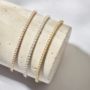 Bracelet tennis classique unisexe en or 14 carats avec diamant de laboratoire Aniva taille brillant rond 2,5-6 carats IGI VVS, bijou cadeau - Product Image 3