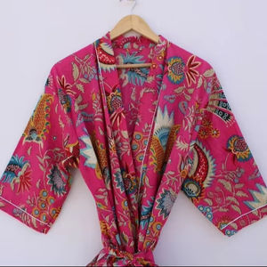Bata Kimono con Estampado de Dibujos Animados para Mujer, de Algodón Suave y Transpirable, Camisón de Verano Hecho a Mano, ODM, Cuello en V, Cintura Elástica, Largo Completo/Hasta la Rodilla - Product Image 1