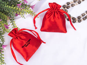 Bolsa de Satén Rojo Suave con Cordón, Ligera, Tamaño Personalizable, para Guardar Collares, Pulseras y Joyas - Product Image 6