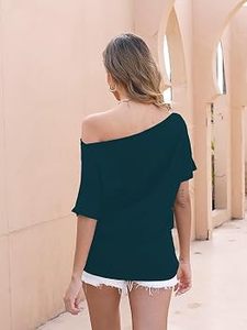 T-shirt de luxe asymétrique à une épaule, coupe ample, en velours écologique à motifs plumes, couleur unie, style moderne, pour femme, idéal pour l'été et les soirées - Product Image 2