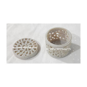 Boîtes à bijoux en pierre ollaire naturelle de forme ronde avec un design floral sculpté, pour les fêtes de Diwali et de Ramadan - Product Image 6