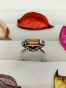 Bague Triple Tourmaline Quartz Miel Élégante, Bijou en Cristal, Cadeau Tendance pour Femmes et Filles, Bague Unique - Product Image 1