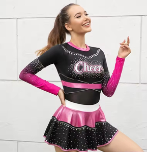 Ensembles d'uniformes de cheerleading personnalisés en polyester à transfert thermique, haut et jupe de performance athlétique, vente en gros, multicolores, pour adultes, haute qualité - Product Image 2
