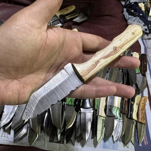 Cuchillos de caza artesanales de acero de Damasco con hoja fija mini tipo Drop Point y mango de madera, de grado industrial para revendedores - Product Image 5
