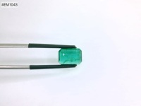 Zambian Origin 3A Green Emerald Natural Emerald Octagon Faceted Cut 3.52ct Batu Permata Longgar Berkualitas Tinggi Untuk Perhiasan Kustom.
