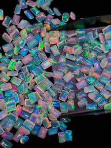 โอปอลเอธิโอเปียทรงเหลี่ยมมรกต คุณภาพสูง พร้อมสีสันสวยงาม ขายส่งพลอยหลวมสำหรับทำแหวนและเครื่องประดับ - Product Image 2