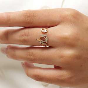 แหวนมอสซาไนต์ทรงกลมสลักคำว่า Love ตัวอักษรประดับเงินแท้ 925 ชุบทองคำสีกุหลาบ ของขวัญสำหรับงานปาร์ตี้ สไตล์โรแมนติก - Product Image 4