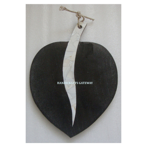 Planche à découper ronde en marbre blanc attrayante, faite à la main, surface lisse et brillante pour couper les légumes, au meilleur prix - Product Image 2