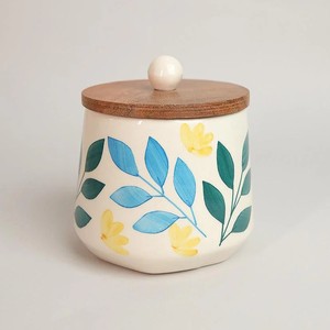 Pot de rangement en céramique haut de gamme avec couvercle en bois, récipient de cuisine hermétique, design floral, organisateur durable, utilisation polyvalente élégante - Product Image 1