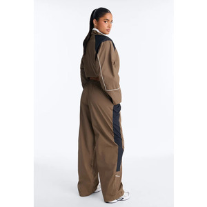 Chaqueta Deportiva Larga para Mujer, Color Marrón Sólido, Estilo Casual Deportivo, con Bloques de Color y Bolsillos Laterales - Product Image 5
