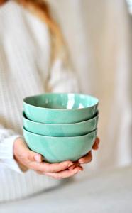 Bol à petit-déjeuner en céramique chic, glaçure Aqua Tranquil, silhouette ronde et lisse, résistant aux éclats, sans danger pour les aliments, idéal pour les soupes, les céréales et le service. - Product Image 6