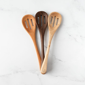 Cuchara ranurada de madera hecha a mano, utensilios de cocina, cuchara para pasta y verduras de Vietnam - Product Image 1