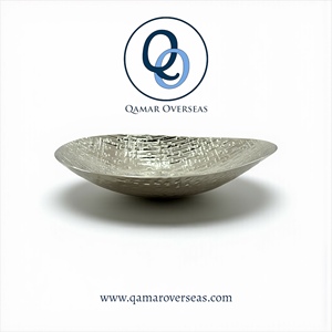 Bol de service en aluminium de forme amande avec motif gaufré pour la maison et la restauration/les restaurants, taille personnalisée disponible - Product Image 2
