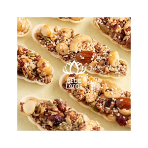 Mezcla de Frutos Secos en Forma de Barco, Ideal para Bandejas de Aperitivos y Sets de Regalo, con Empaque Elegante y Práctico para Servir - Product Image 1