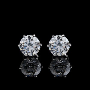 Pendientes de Diamantes Naturales Certificados Fabricados en India, Joyería Fina de Oro para Bodas, Cumpleaños, Aniversarios y Regalos en Venta - Product Image 1