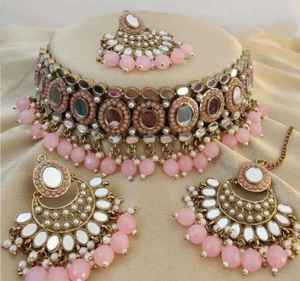 Colección de Joyería Yash, Fabricante Indio, Collar Choker Kundan con Cuentas Chapadas en Oro de Alta Calidad, Clásico, Étnico para Mujer - Product Image 1