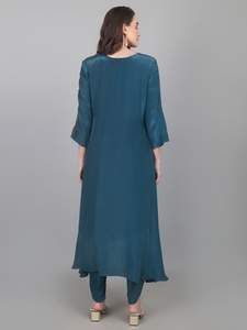 Robe élégante pour femme, tenue de soirée, ensemble Dhoti Kurta couleur paon avec travail de fils et de perles, édition designer, tenue décontractée - Product Image 6