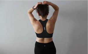 Sujetador deportivo de alto soporte para niñas, talla grande, ligero, elástico, con logo frontal y tirantes en Y para correr, gimnasio, entrenamiento y yoga - Product Image 4