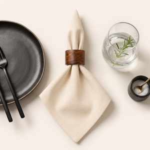 Lot d'anneaux de serviette en bois faits à la main pour la vente en gros – Décoration de table écologique en bois dur recyclé pour mariages et repas - Product Image 5