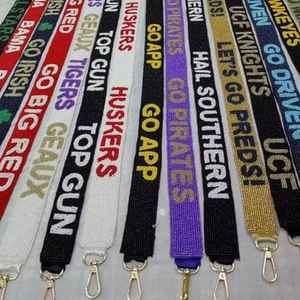 Sangle de sac personnalisée avec lettres en perles, broderie de perles de rocaille, poignée de sac à main, bandoulière, ceinture de remplacement, accessoire de sac à main, quincaillerie - Product Image 1