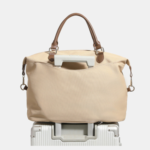 Sac de voyage unisexe de luxe en tissu Oxford imperméable, léger, avec fermeture éclair, grande capacité, idéal pour le transport en cabine ou comme bagage à main. - Product Image 1