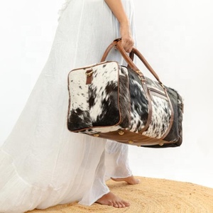 กระเป๋าเดินทางหนังวัววินเทจสำหรับผู้ชายและผู้หญิง - Product Image 3