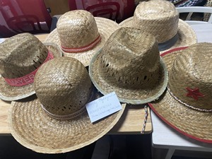 Sombrero de Vaquero Ecológico de Pasto Marino con Rayas y Logotipo Impreso a Mano para Negocios, Playa, Viajes, Fiestas al Aire Libre, Pesca y Ciclismo - Product Image 1