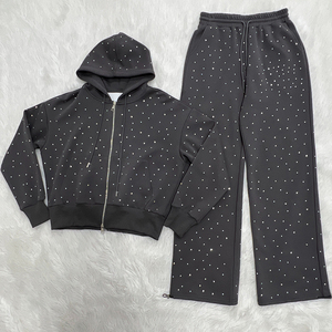 Chándal de mujer con diamantes de imitación, transpirable, de diseño superior, a precio económico, de última tendencia, totalmente personalizado. - Product Image 1