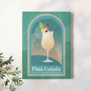 Impression sur toile pour cuisine, illustration artistique de cocktail tropical Pina Colada, décoration murale moderne sur le thème des boissons - Product Image 1