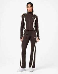 ONETEN APPARELS Conjunto Deportivo 2 en 1 para Mujer con Bloques de Color, Chaqueta con Cierre de Cremallera y Pantalones con Dobladillo Dividido - Product Image 1