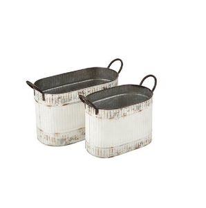 Nouvelle jardinière vintage galvanisée de style français, effet rouillé, taille, forme et couleur personnalisables, utilisée dans les articles de jardinage - Product Image 3