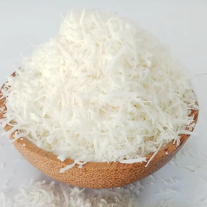 Vietnam High Fat Desiccated <b>Coconut</b> <b>Flakes</b> Dried <b>Coconut</b> Meat Slices For Granola Yogurt Topping Snack Ingredient Retail Use - Product Image 1