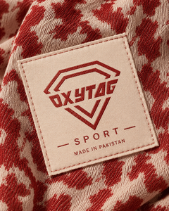 ป้ายผ้าทอ Oxytag Sport แบบนูน รูปทรงสี่เหลี่ยม ผลิตในปากีสถาน สำหรับใช้กับเสื้อผ้า ราคาขายส่ง รับผลิตตามแบบ OEM ออกแบบเองได้ - Product Image 5