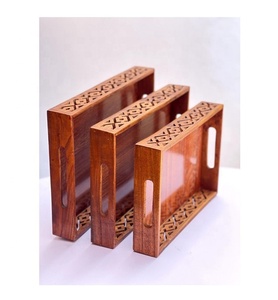 Bandeja Decorativa Hecha a Mano de Madera de Acacia Ecológica con Asas de Metal Bañadas en Oro, Duradera, de Grado Comercial, Segura para Contacto con Alimentos, Moderna - Product Image 5