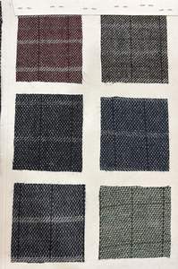 Tela de Tweed Orgánica Tejida con Rayas de Poliéster Ligero de 250 g/m² en Varios Colores, Calidad Premium, Marca Fab India - Product Image 2