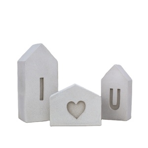 Décoration de maison en pierre faite à la main « I Love U » – Décoration intérieure géométrique minimaliste pour salon et présentation sur table - Product Image 1