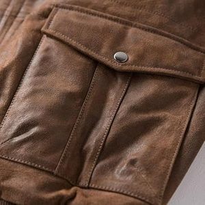 Chaqueta Bomber de Cuero Genuino Marrón para Hombre, Cuello Alto, Cierre de un Botón, Bolsillos, Ropa de Invierno, Estilo Urbano, Trex Exports - Product Image 2