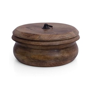 Boîte à chapati en bois haut de gamme, conçue pour une présentation de table optimale, favorisant des pratiques de service efficaces et répondant aux besoins quotidiens des repas. - Product Image 3