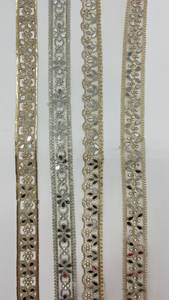Encaje Bordado con Espejo, Adorno Floral Decorativo para Prendas, Saris, Vestidos y Proyectos de Manualidades - Product Image 5