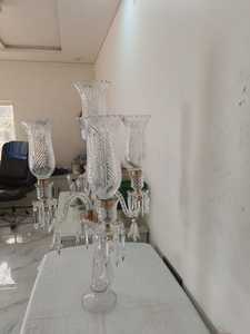 Candélabre en cristal Ashok International à trois bras coniques, en verre transparent, fait main, de haute qualité, décoration d'intérieur durable - Product Image 3