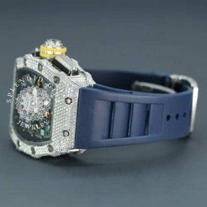 Reloj de Lujo Splendid con Diamantes para Hombre, Caja de Acero, Movimiento de Cuarzo ETA, Cristal de Zafiro, Correa de Moissanita Plateada, Día/ Fecha, Resistente al Agua 10m - Product Image 5