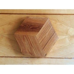Organizador Giratorio Hexagonal de Madera, Diseño Minimalista, Contenedor de Almacenamiento Hecho a Mano en Madera Sólida - Product Image 3