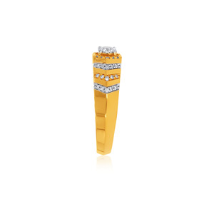 Anillo Solitario para Hombre con Diseño de Flechas, Anillo Solitario de Oro Amarillo Premium para Hombre con Piedra Redonda Brillante de Circonia Cúbica - Product Image 4